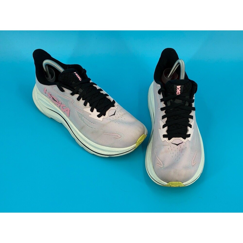 HOKA Clifton 10 Wide Women’s 9D Carnation Starlight Glow Running Shoes